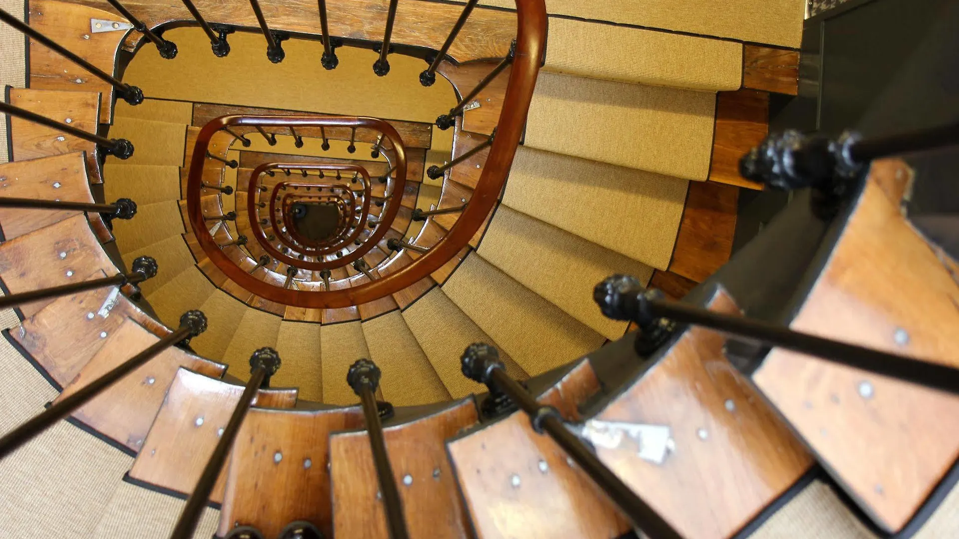 Western Opera Drouot
