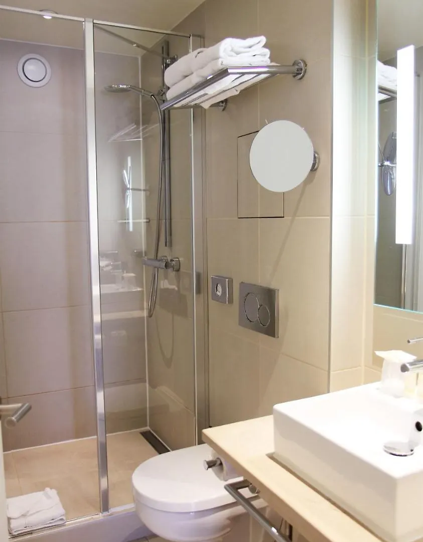 Western Opera Drouot Hotel